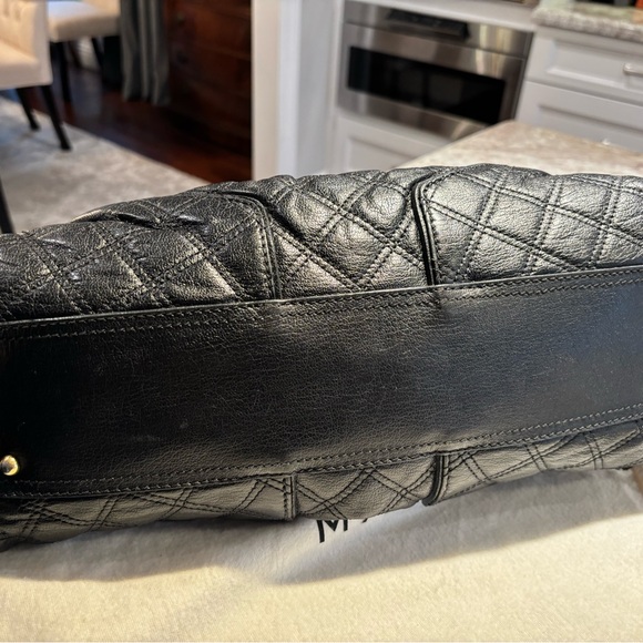 Marc Jacobs Black Quilted Shoulder Bag with matching wallet - Picture 6 of 13